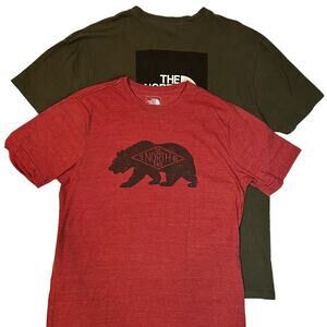 Bundle of The North Face Men's Graphic T-shirts Size Large